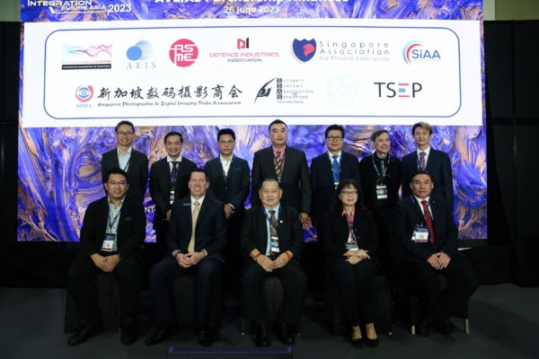 MOU_AssociationGroupPhoto